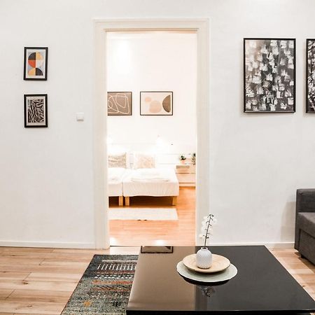 Stylish Central Location Kazincy Netflix 1Br Budapešť Exteriér fotografie