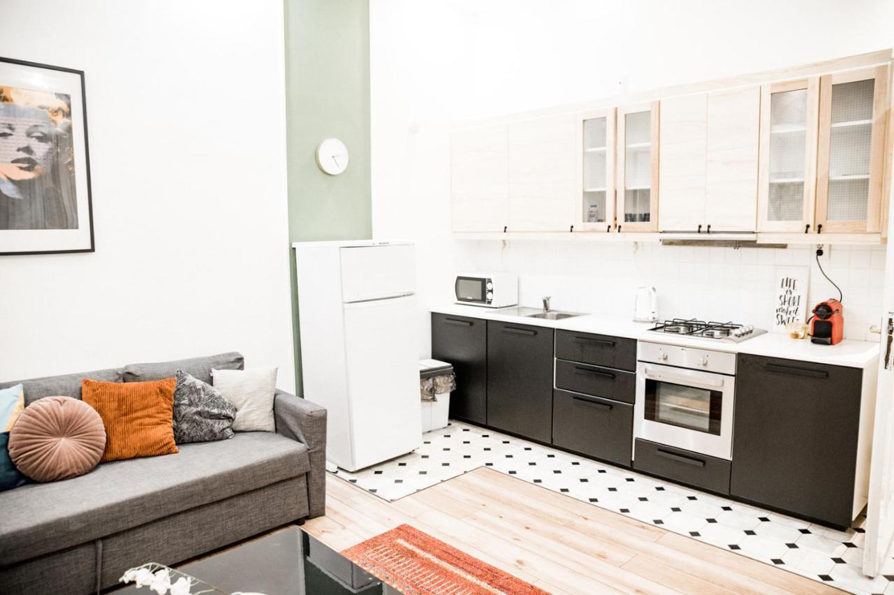 Stylish And Spacious ! Central Location Kazincy Netflix Budapešť Exteriér fotografie
